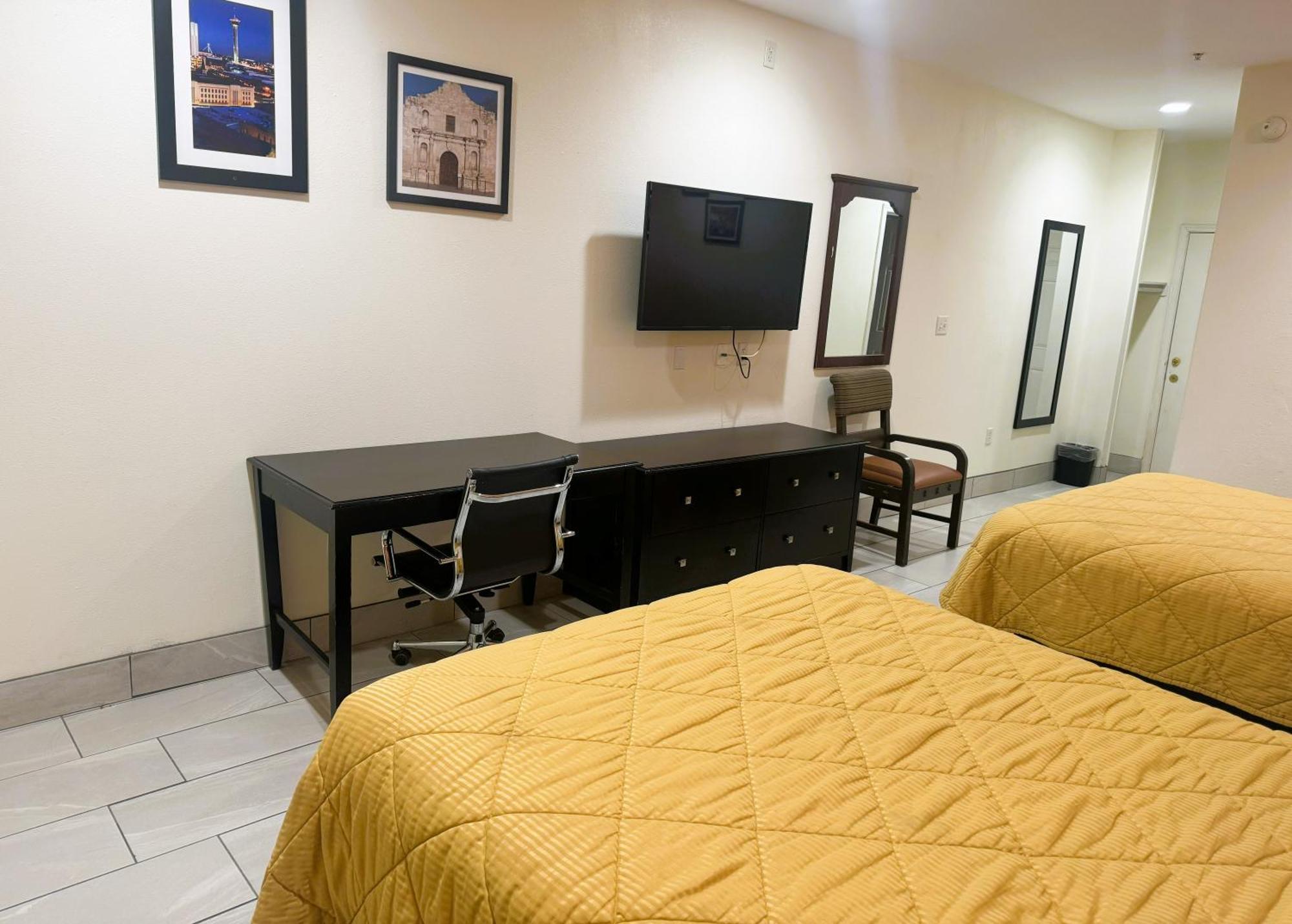 סן אנטוניו Pecan Valley Inn & Suites מראה חיצוני תמונה